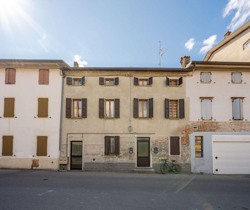 Monolocale in Via Monte Grappa 4, Felino — foto 2 di 3