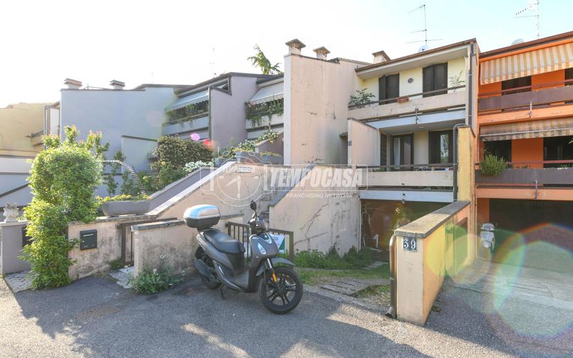 Trilocale in Via Lombardia, Lonato, Lonato del Garda — foto 4 di 5