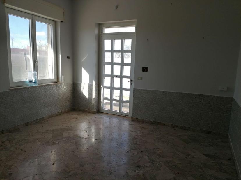 Villa in Viale Brunelleschi , Castel Volturno — foto 4 di 5
