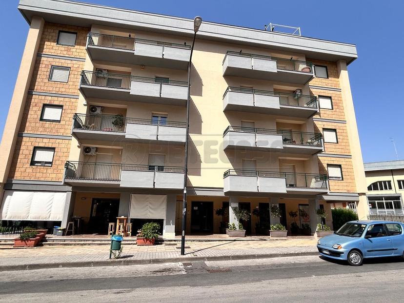 Quadrilocale in Via Ferdinando I 12, Caltanissetta