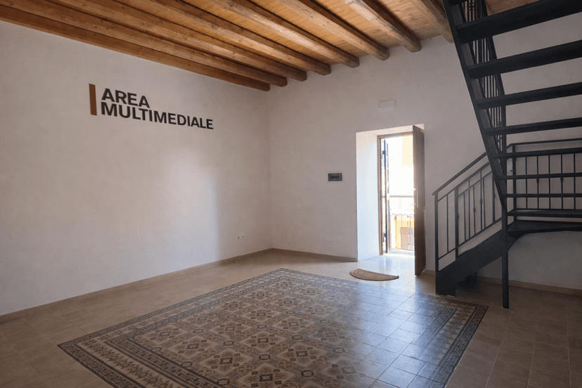 Casa indipendente in Vicolo Chiazzese 8-10-18, Palermo — foto 5 di 5