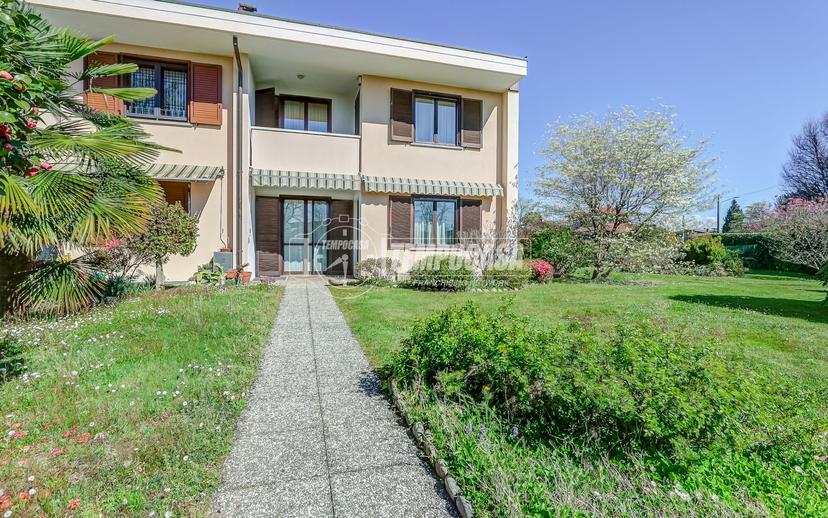 Villa a schiera, Somma Lombardo — foto 2 di 5