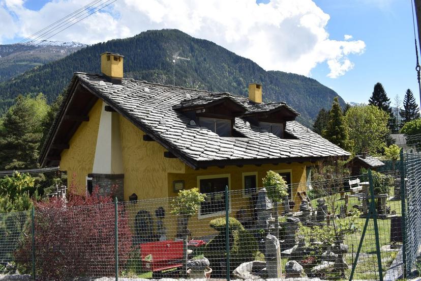 Trilocale in Via delle Faurie 9, Salbertrand — foto 2 di 5
