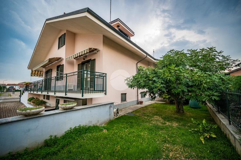 Villa in Via Valdo Fusi 37, Airasca — foto 5 di 5