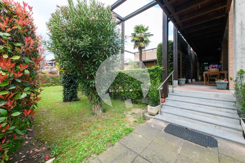 Villa unifamiliare, Reggio nell'Emilia — foto 4 di 5