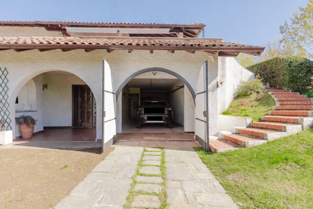 Villa in Via Alessandro Volta 25, Sumirago