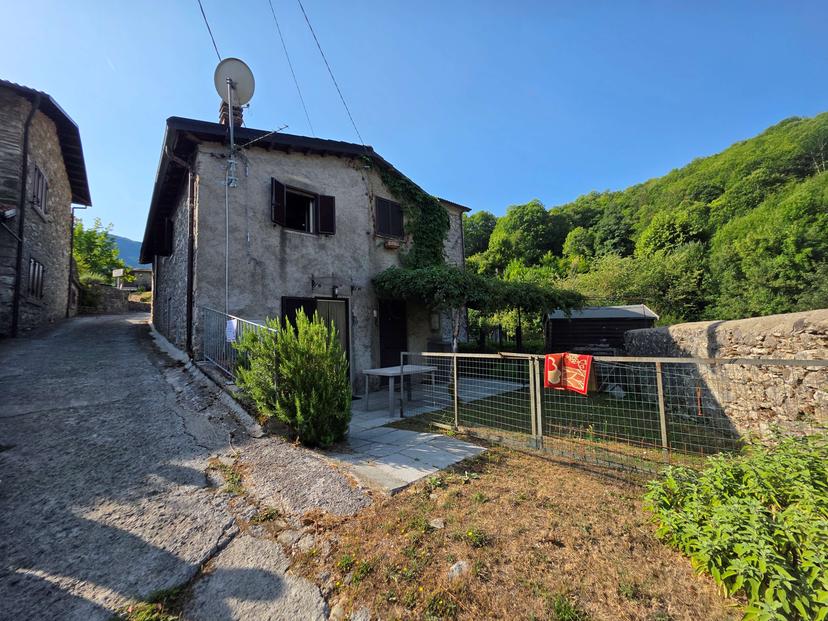 Porzione di casa in Via Eruopa, Vagli Sotto — foto 4 di 5