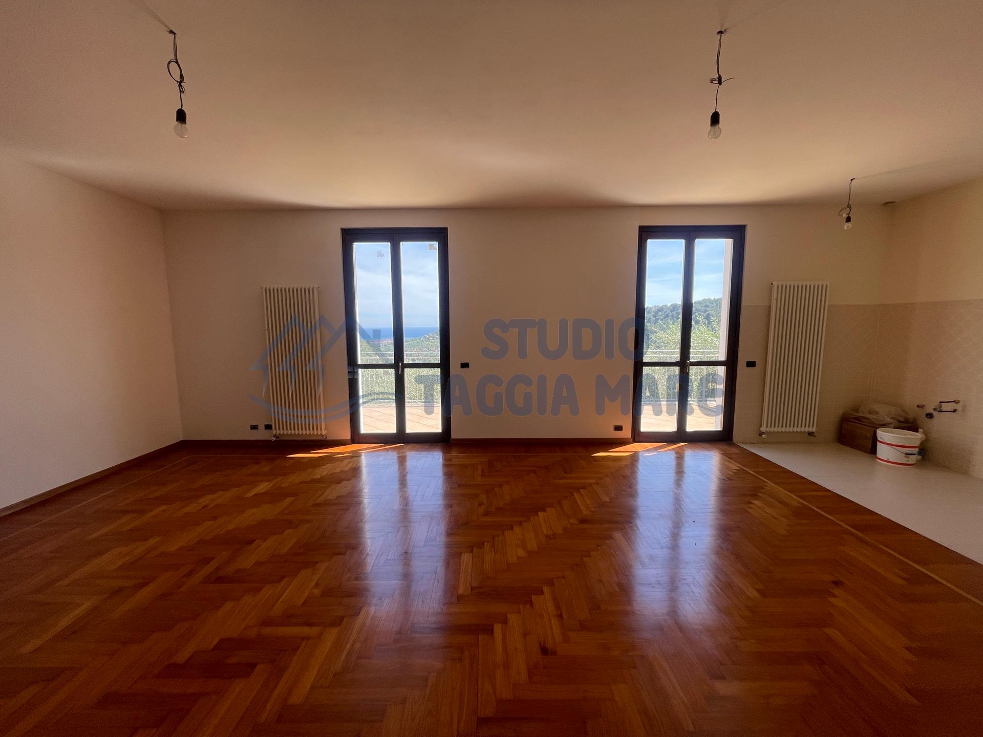 Casa indipendente in Via Montin, Diano San Pietro