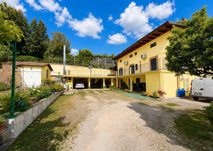 Casa indipendente in Contrada Santa Maria dei Mesi, Lanciano — foto 2 di 5