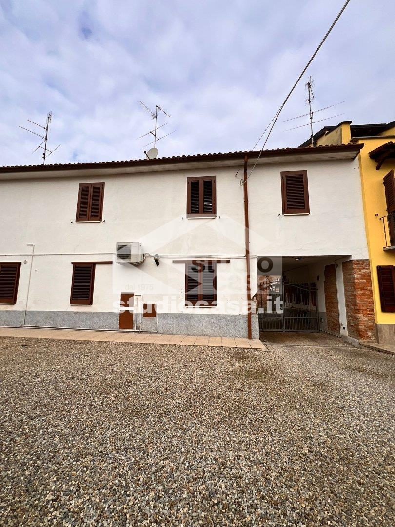 Trilocale in Via Santa Maria, Villanterio — foto 2 di 5