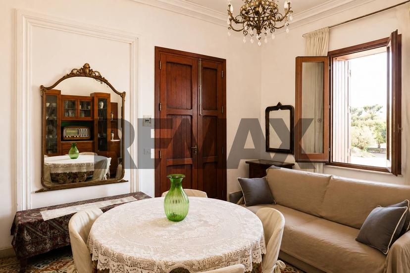 Trilocale in Lungomare Duilio 22, Favignana — foto 3 di 5