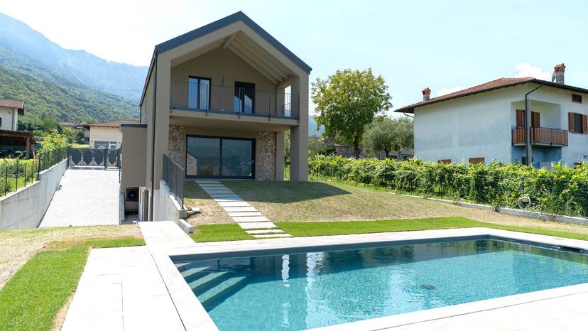 Villa in Via Palerma, Colico — foto 2 di 5