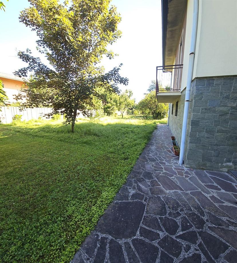 Trilocale in Via San Rocco 60, Cremona
