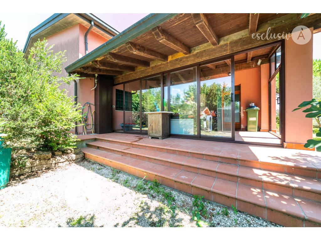 Villa unifamiliare in Via Sirena 1, Cervia