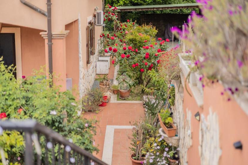 Villa in Via Olmata Tre Cancelli 28, Bracciano — foto 5 di 5