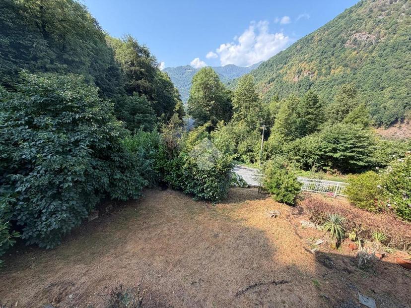 Villa in Via Chiamorio 2, Ceres — foto 2 di 5