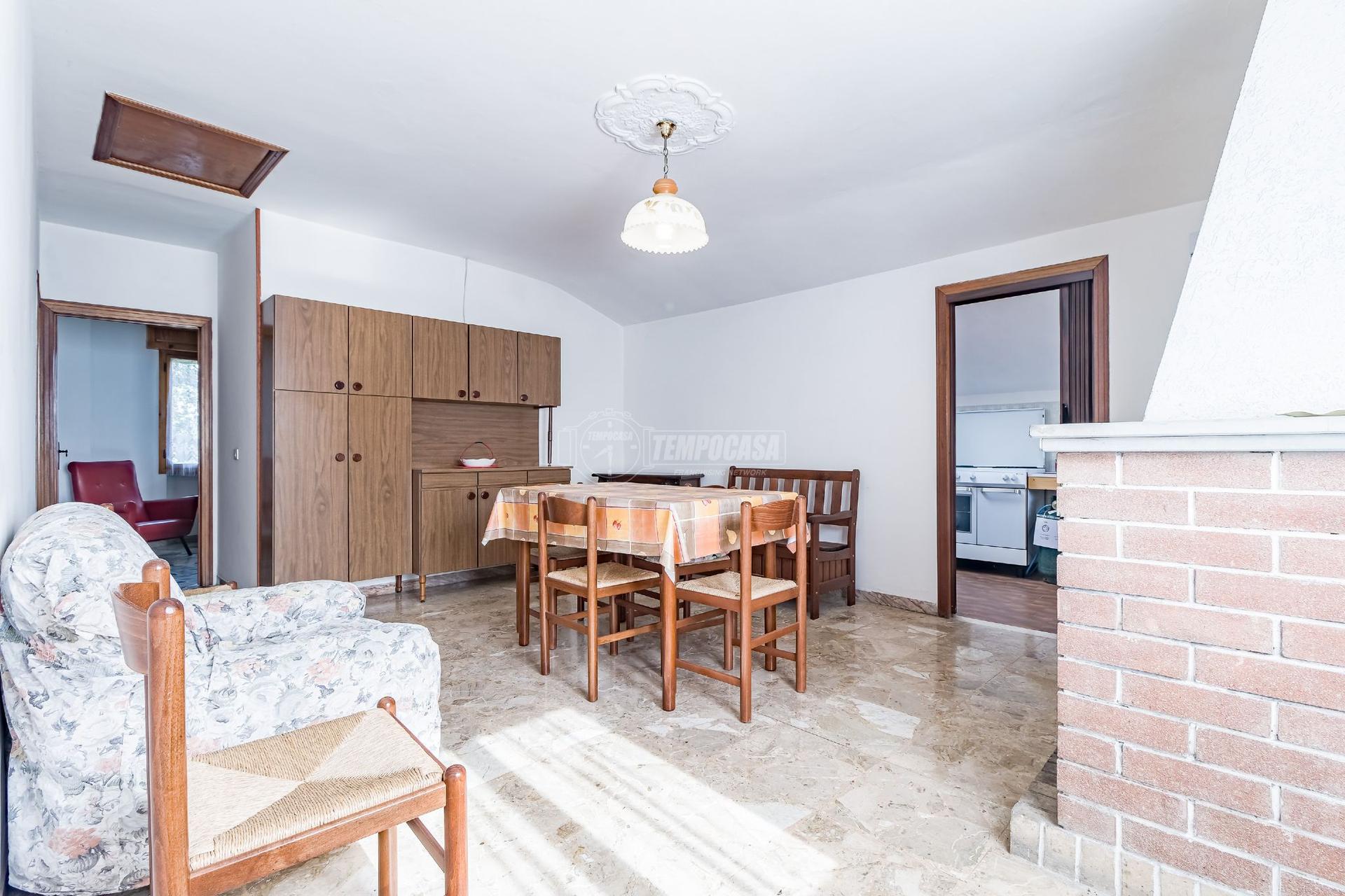 Bilocale in Via Montello 340, Montese