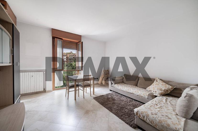Trilocale, Cologno Monzese