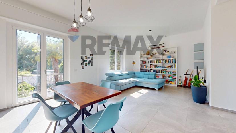 Villa in Via Cardinale Ferrari 35, Cerro Maggiore — foto 4 di 5