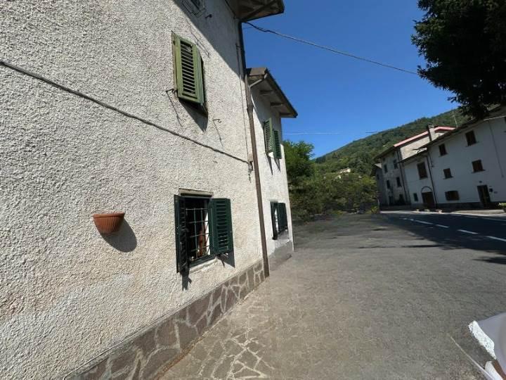 Quadrilocale in Via dell'Appenino, Vernio — foto 4 di 5