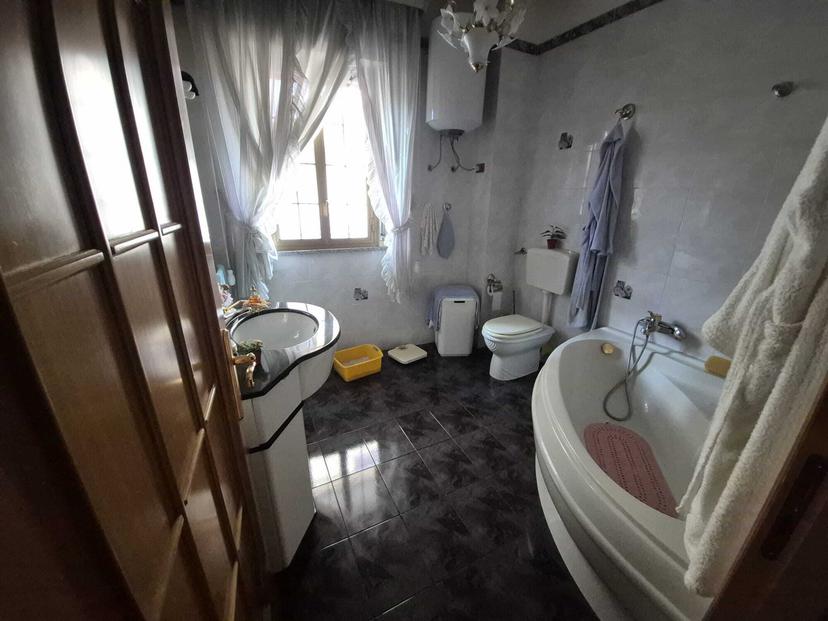 Trilocale in Via Palmiro Togliatti 32, Belmonte Mezzagno — foto 2 di 5