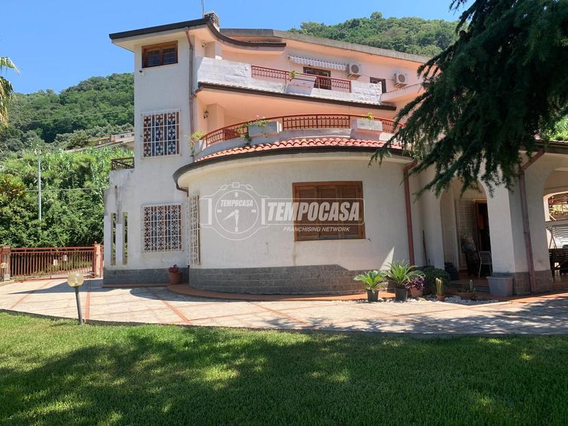 Villa in Contrada Rosaniti 7, Vibo Valentia — foto 2 di 5