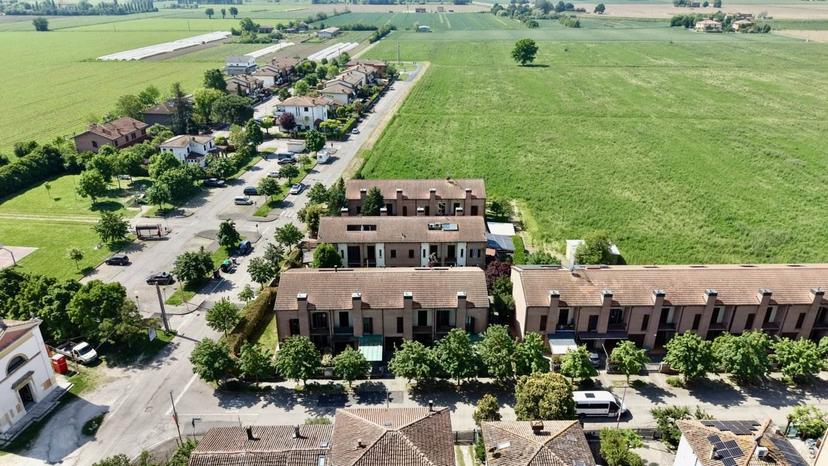 Villa a schiera in Via Chiesa, San Giorgio di Piano — foto 3 di 5