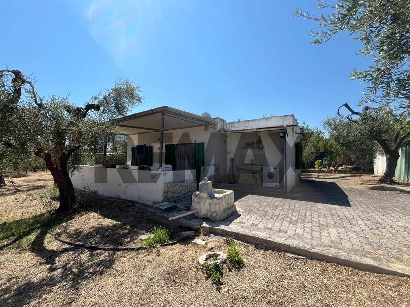Villa in Località San Luca 5, Vieste