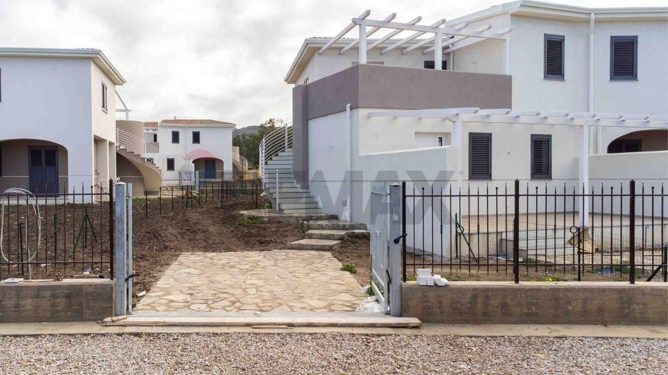 Trilocale in Contrada Pistavecchia 203, Campofelice di Roccella