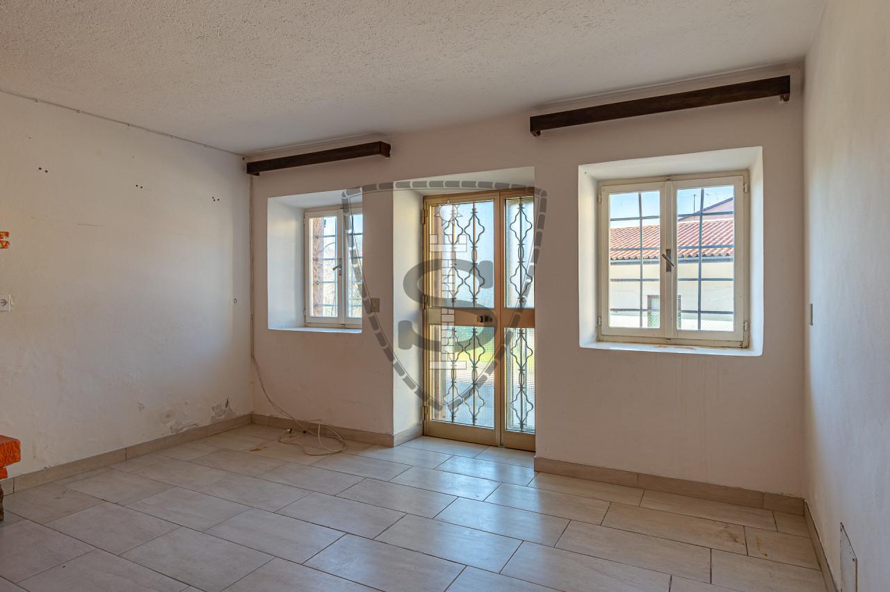 Villa a schiera in Contrà Colpi 30, Lusiana Conco