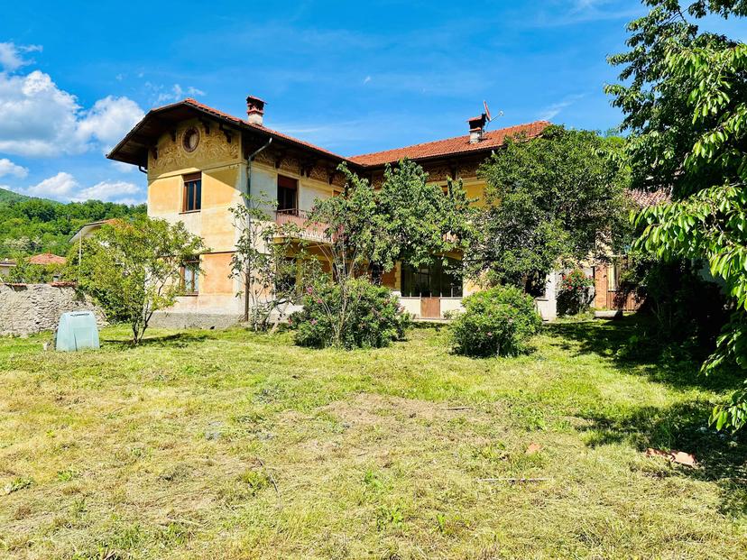 Casa indipendente in Via Regina Margherita  17, Garessio — foto 3 di 5