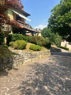 Trilocale, Trescore Balneario