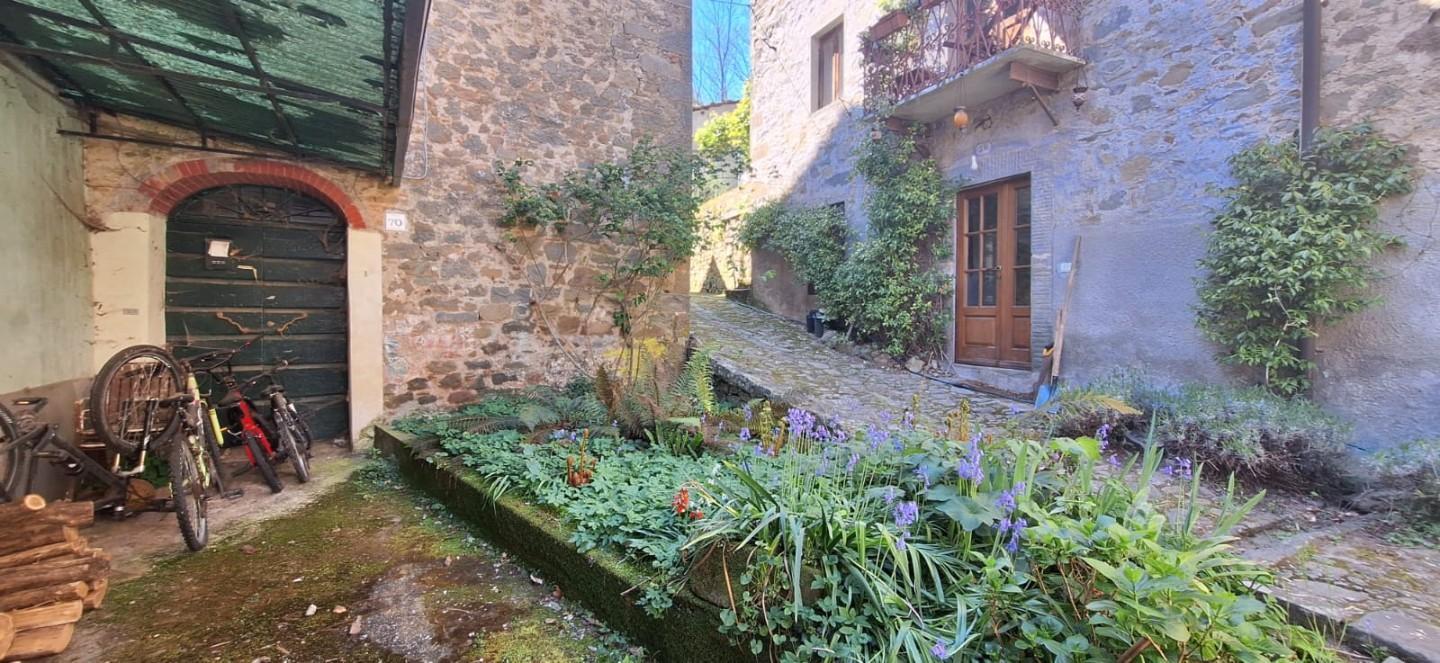 Terratetto, Bagni di Lucca