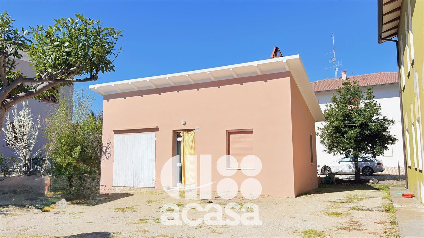 Casa indipendente in Via Eulero, Cesenatico