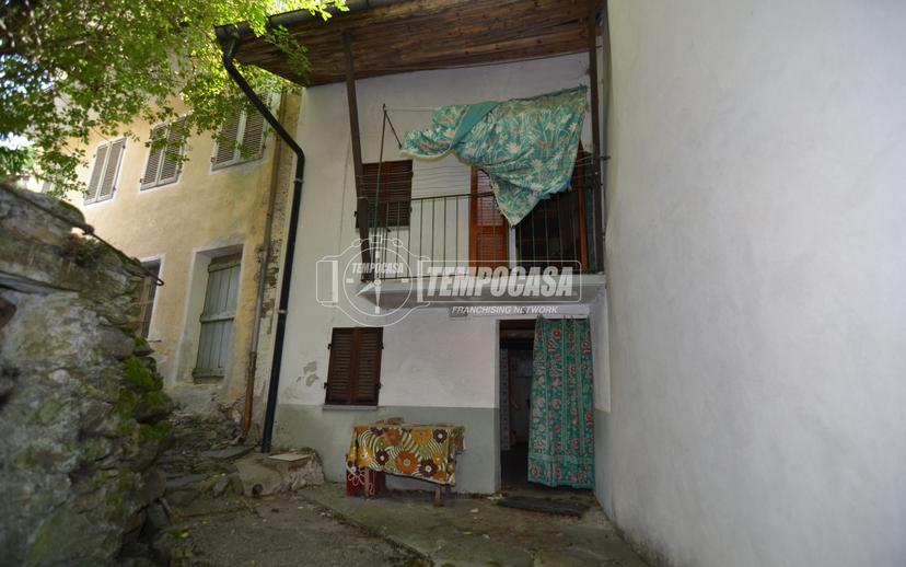 Casa indipendente in Via Catelli 5, Mezzenile — foto 2 di 5