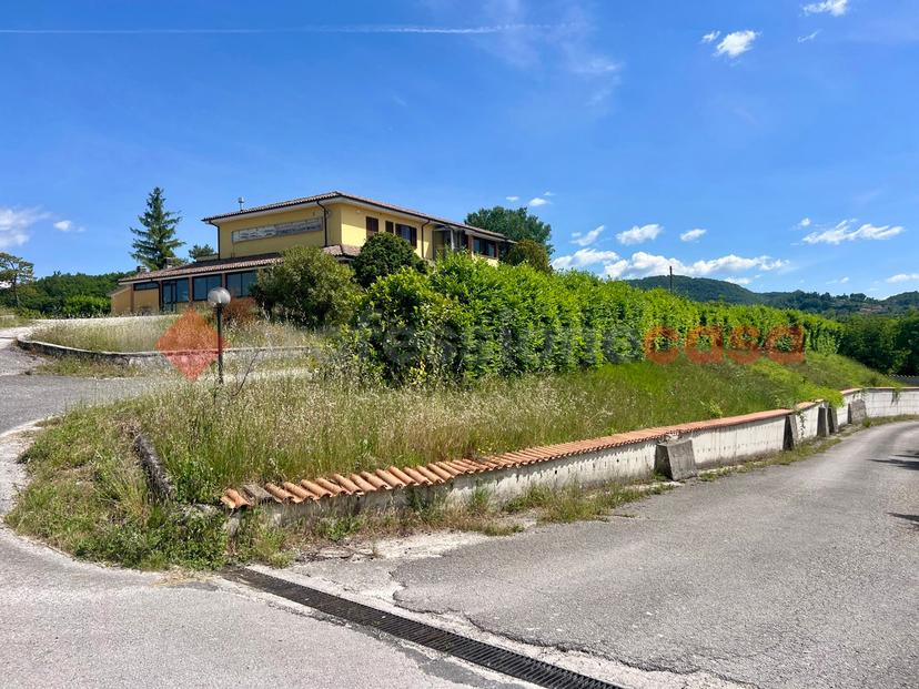 Casa indipendente in Via Cavone Snc, Rieti — foto 3 di 5