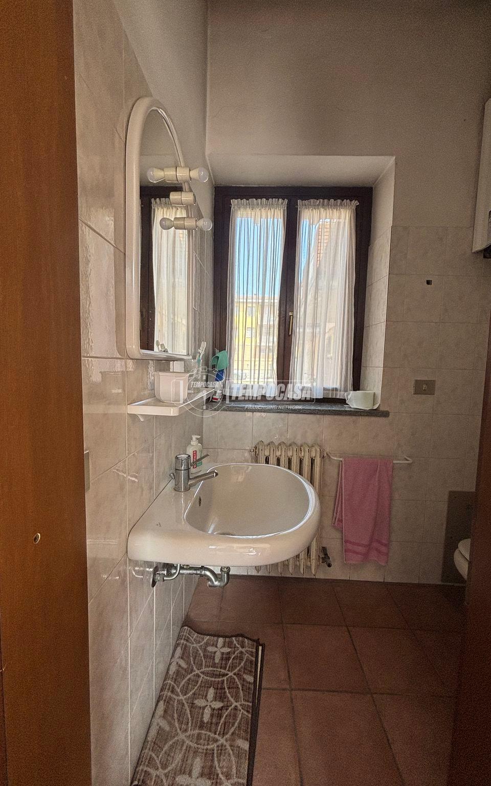 Trilocale in Via Nino Bixio, Castel San Giovanni