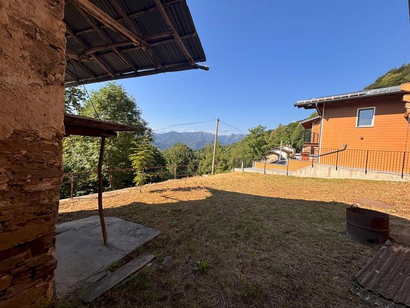 Casa indipendente in Frazione Piatta Sottana 21, Montemale di Cuneo — foto 3 di 4