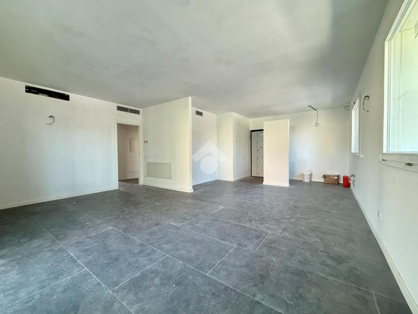 Quadrilocale in Via G. Marconi 9, Scanzorosciate — foto 4 di 5