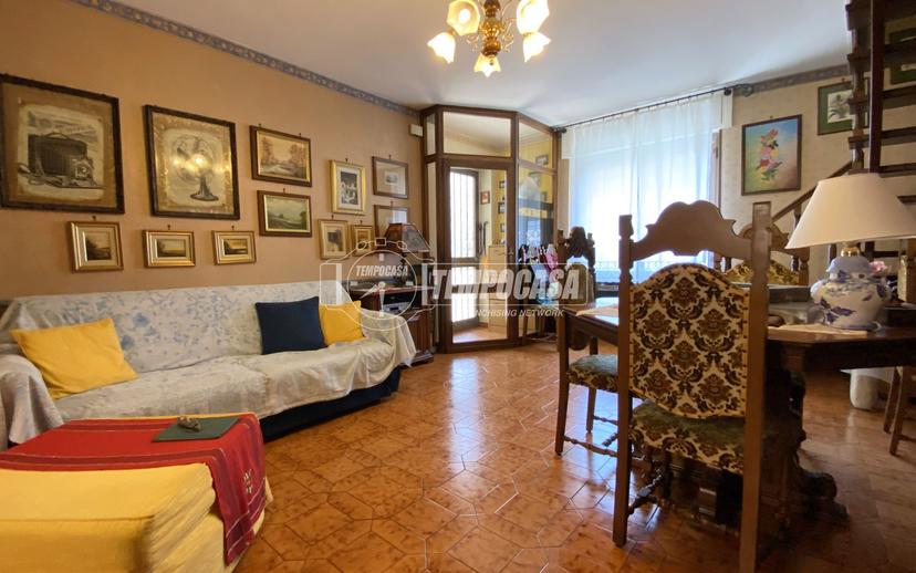 Casa indipendente in Corso San Lorenzo, Candelo