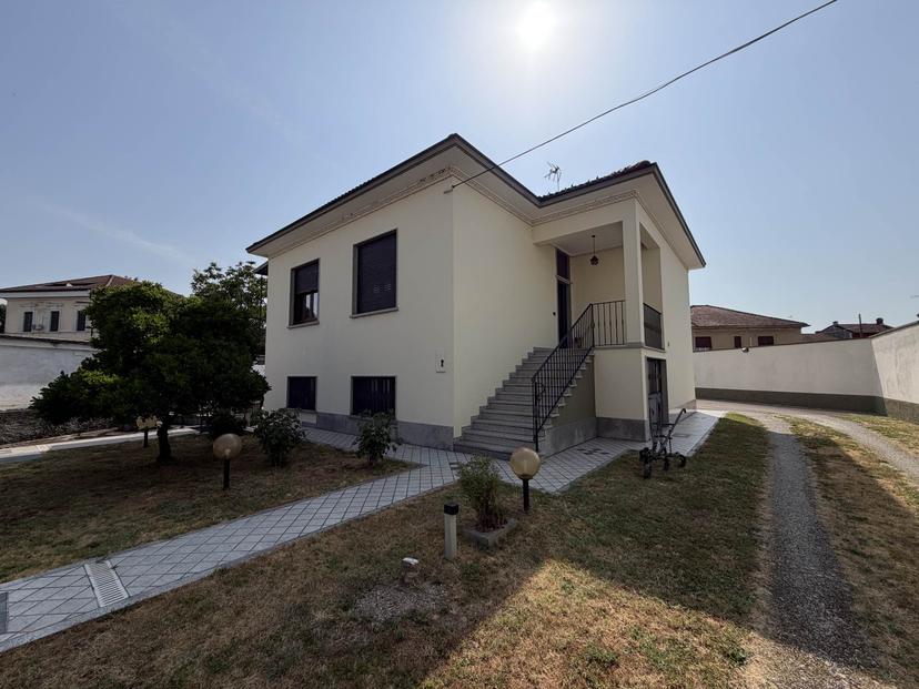 Villa, Gravellona Lomellina — foto 3 di 5