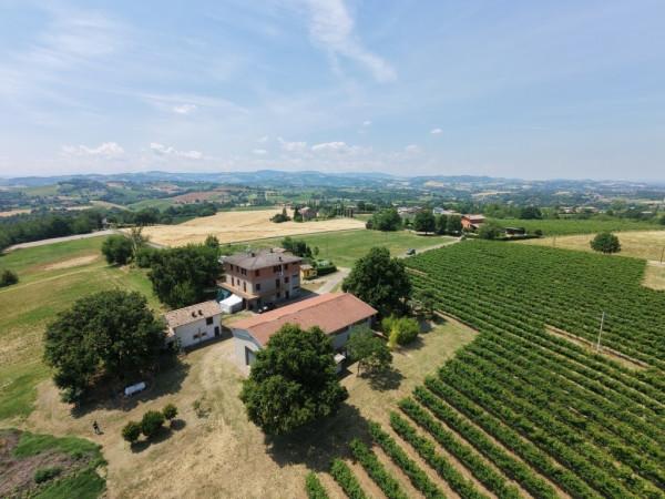 Villa bifamiliare in Via Sinistra Guerro 18/a, Castelvetro di Modena