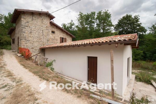 Villa in Via Pian di Molino, Apecchio — foto 3 di 5