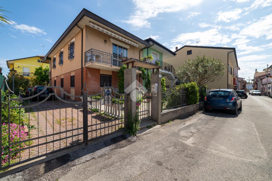 Casa indipendente in Via Semprini 18, Cesenatico