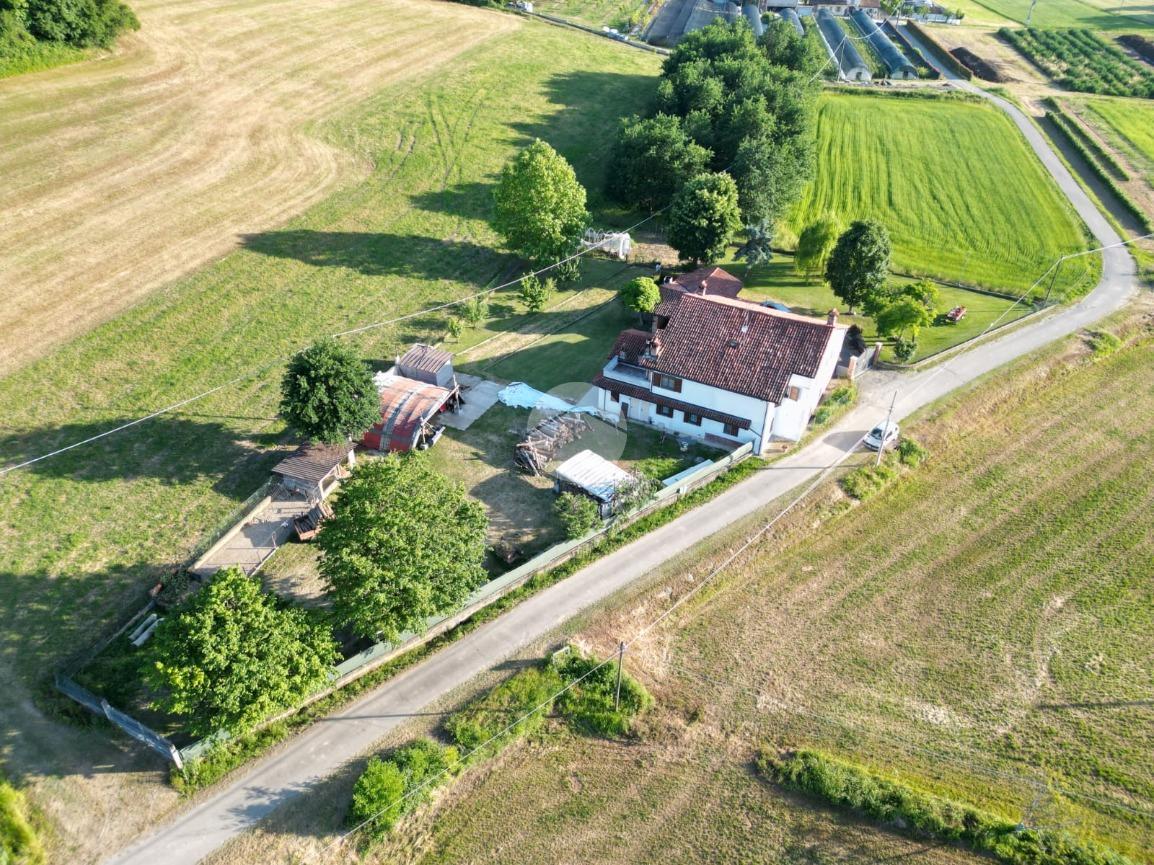 Casa indipendente in Frazione San Giovanni Perucca 157, Trinità