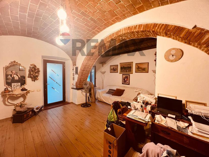 Casa indipendente, Cecina — foto 3 di 5