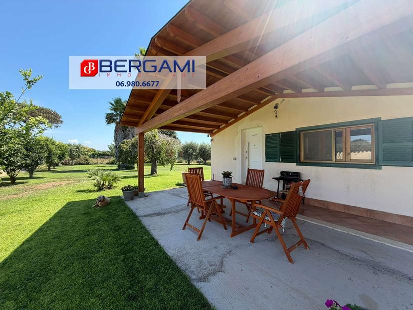 Villa unifamiliare in Via dell'Arancio 12, Nettuno — foto 3 di 5