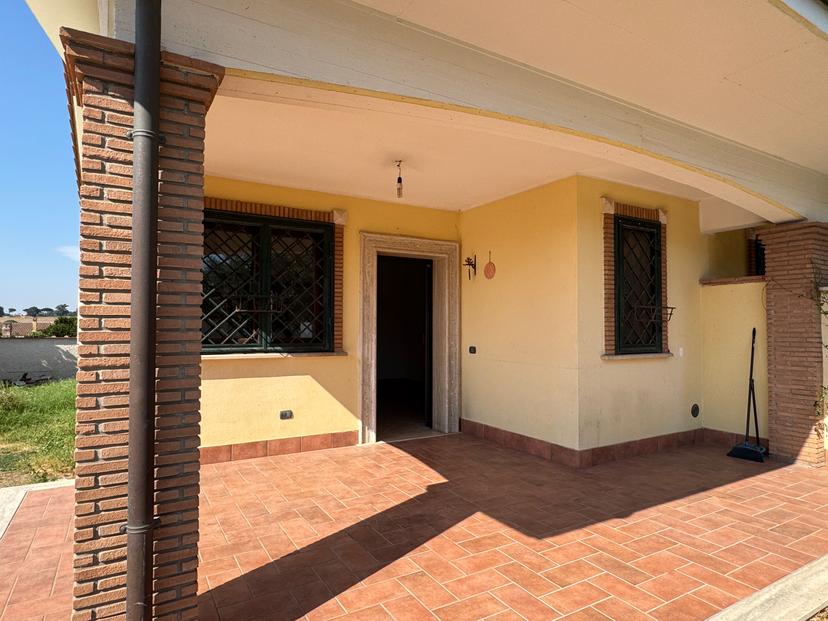 Casa indipendente in Via Lecce 101, Ardea — foto 3 di 5