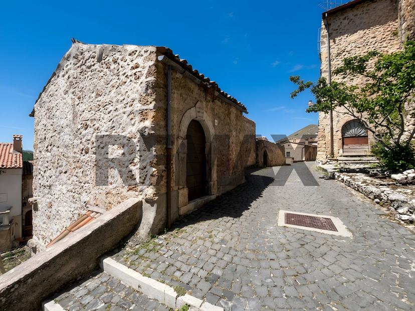 Casa indipendente, Santo Stefano di Sessanio — foto 5 di 5