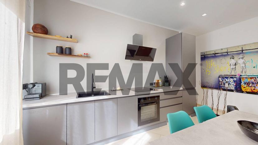 Appartamento in Via Santa Maria della Costa 26, Genova